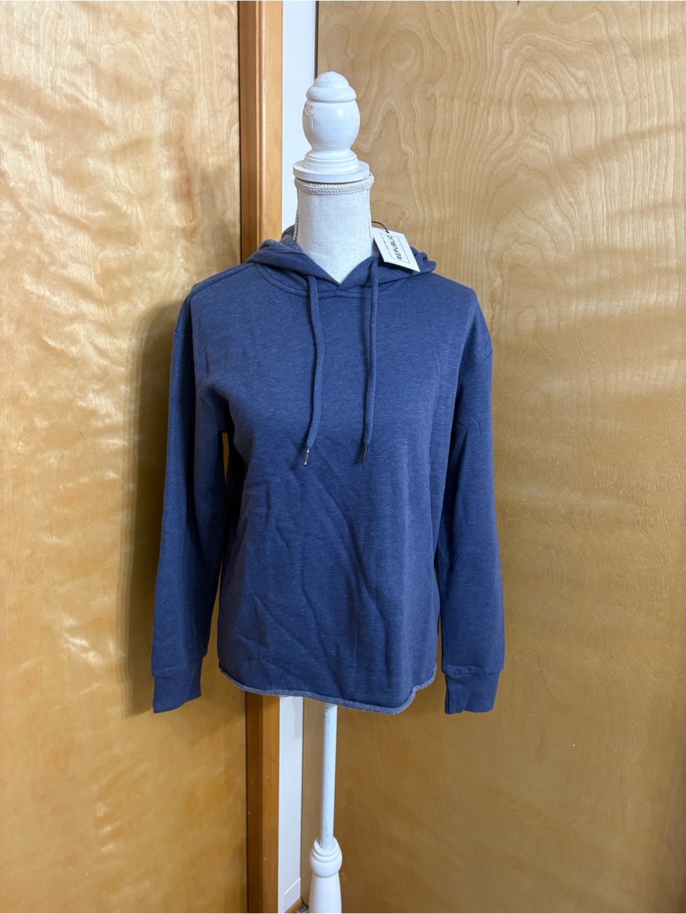 NWT For The Republic Denim Blue Heather Athleisure Long Sleeve Sweatshirt Size S